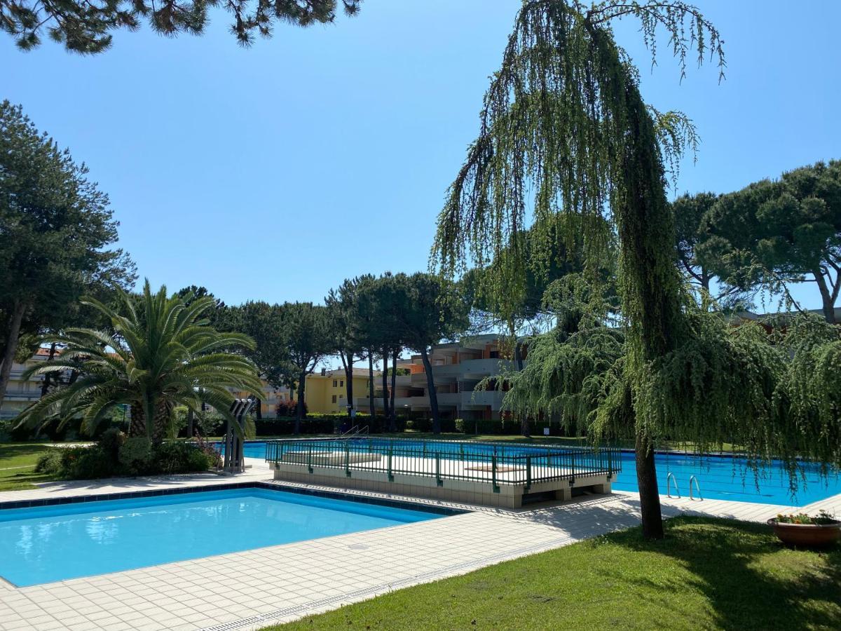 Apartamento Casa Briciola - Fully Equipped, Garden And Pool Bibione Exterior foto
